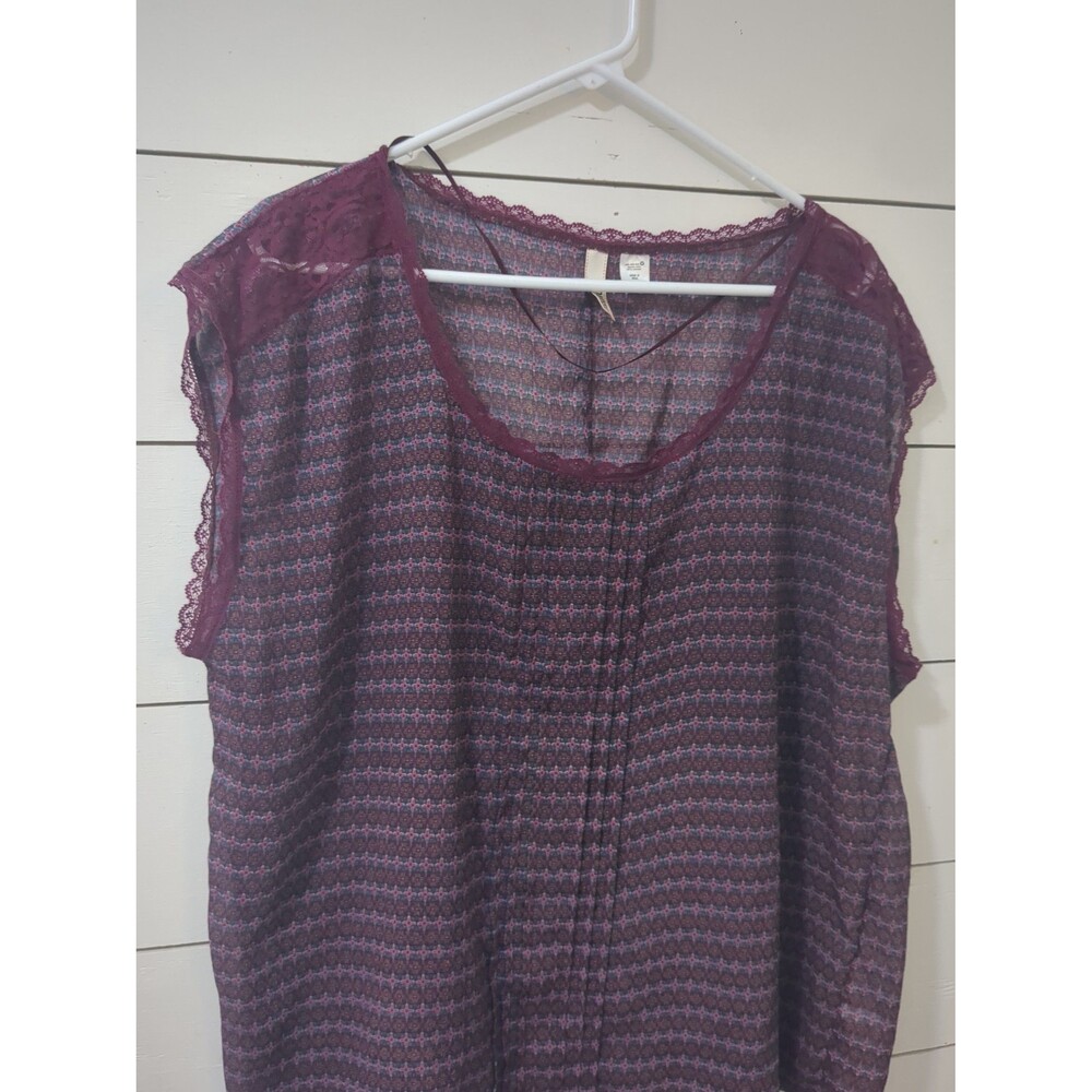 Route 66 XL sleeveless top burgundy microfloral lace boxy fit